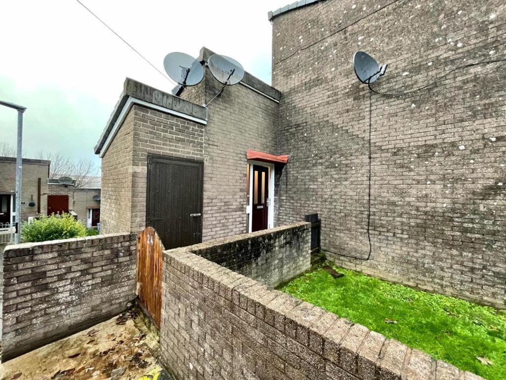 Bishop'S Gate Apartment Londonderry Bagian luar foto